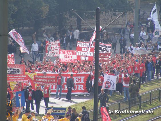 Fandemo 2010 vs Zum Erhalt der Fankultur (0-0) (21)