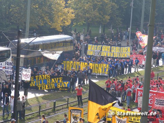 Fandemo 2010 vs Zum Erhalt der Fankultur (0-0) (27)
