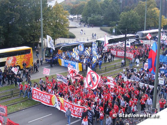 Fandemo 2010 vs Zum Erhalt der Fankultur (0-0) (55)