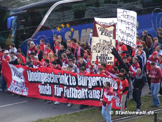 Fandemo 2010 vs Zum Erhalt der Fankultur (0-0) (71)