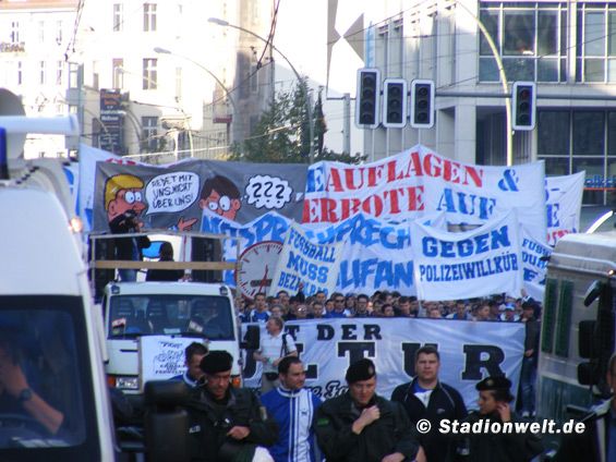 Fandemo 2010 vs Zum Erhalt der Fankultur (0-0) (84)