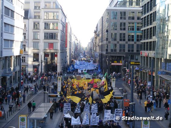 Fandemo 2010 vs Zum Erhalt der Fankultur (0-0) (89)