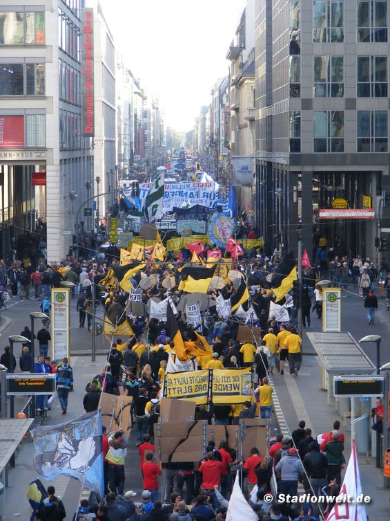 Fandemo 2010 vs Zum Erhalt der Fankultur (0-0) (91)