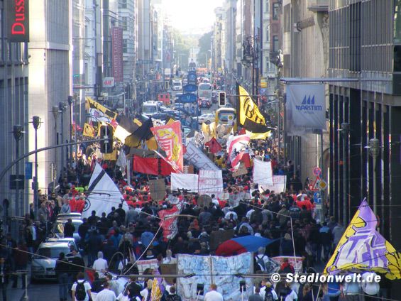 Fandemo 2010 vs Zum Erhalt der Fankultur (0-0) (94)