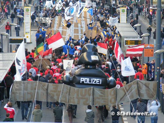 Fandemo 2010 vs Zum Erhalt der Fankultur (0-0) (96)