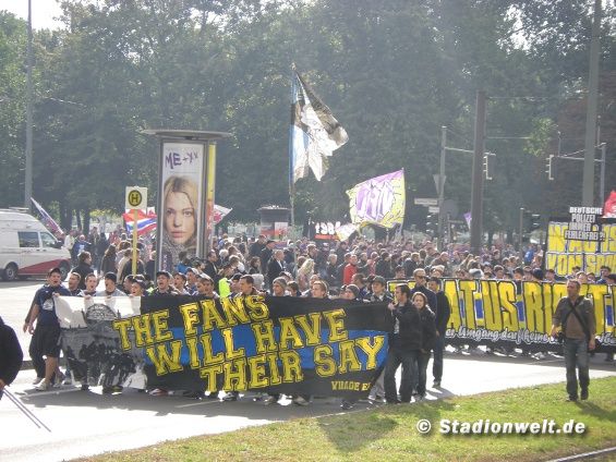 Fandemo 2010 vs Zum Erhalt der Fankultur (0-0) (102)