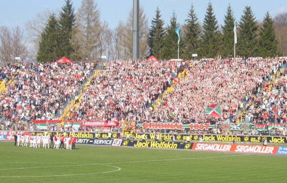 FC Augsburg vs FC Erzgebirge Aue (3-0) (1)