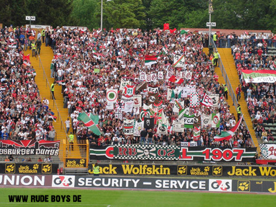 FC Augsburg vs Offenbacher FC Kickers (1-1) (2)
