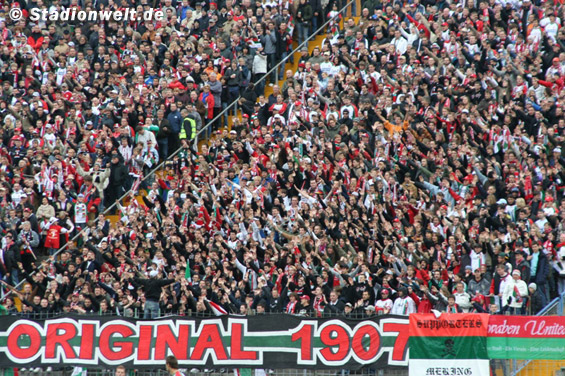 FC Augsburg vs 1. FC Kaiserslautern (0-0) (5)