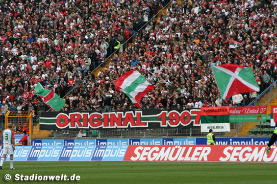 FC Augsburg vs 1. FC Kaiserslautern (0-0) (6)