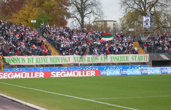 FC Augsburg vs 1. FC Kaiserslautern (0-0) (24)