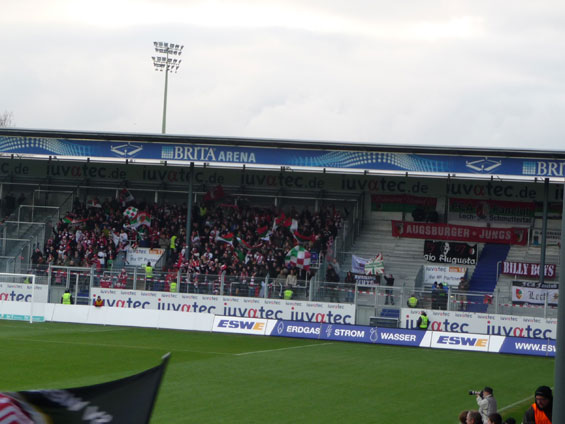SV Wehen Wiesbaden vs FC Augsburg (1-2) (2)
