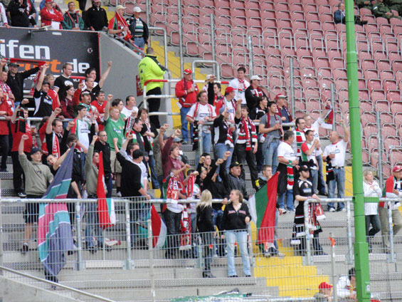 1. FC Kaiserslautern vs FC Augsburg (1-0) (8)