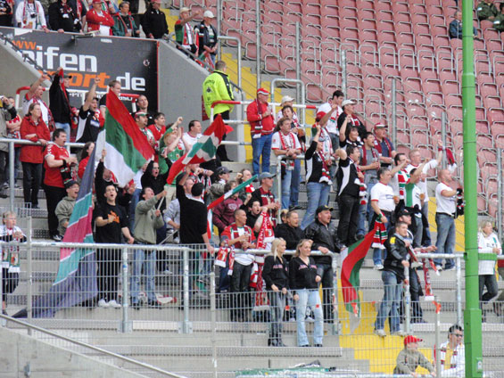 1. FC Kaiserslautern vs FC Augsburg (1-0) (9)