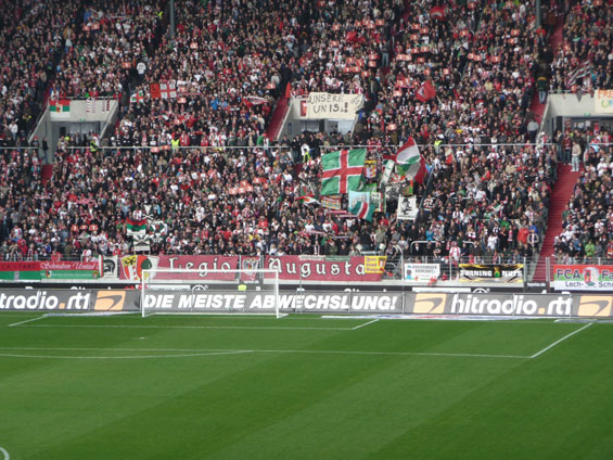 FC Augsburg vs FC St. Pauli (3-2) (1)