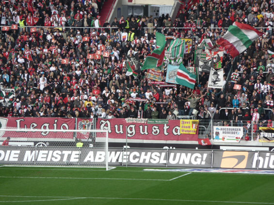 FC Augsburg vs FC St. Pauli (3-2) (2)