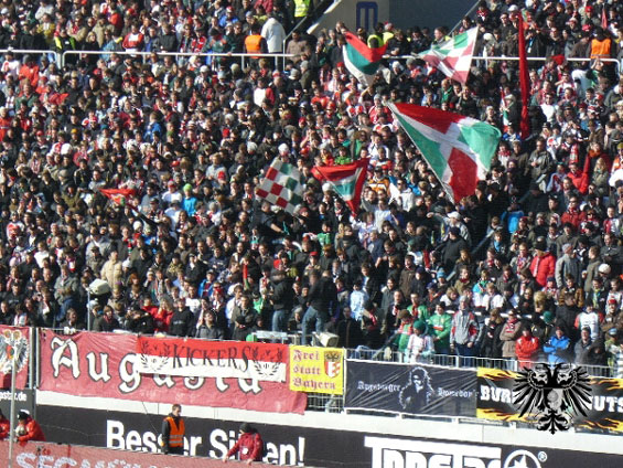FC Augsburg vs SC Paderborn (3-0) (7)
