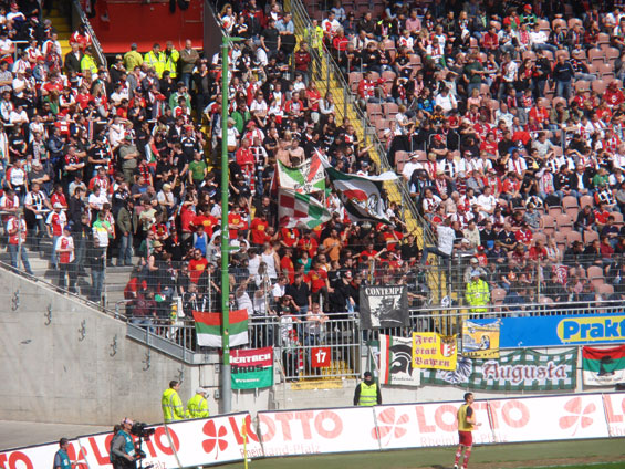 1. FC Kaiserslautern vs FC Augsburg (1-1) (5)