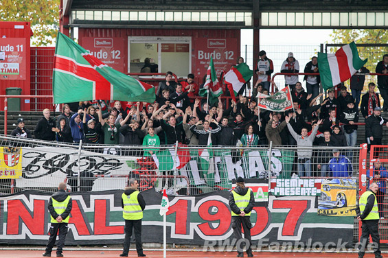 Rot-Weiß Oberhausen vs FC Augsburg (0-3) (2)