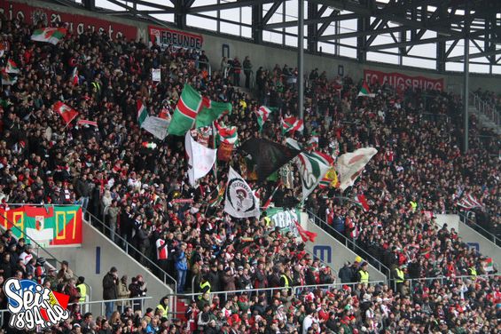 FC Augsburg vs Karlsruher SC (3-1) (2)