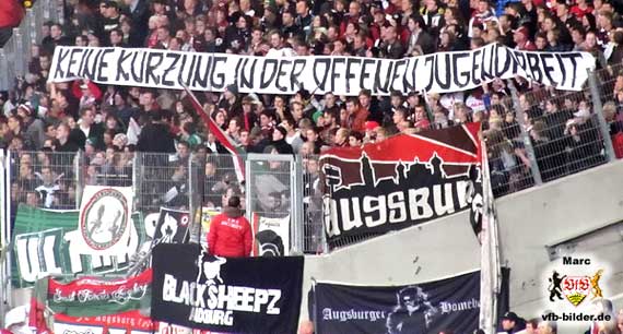 VfB Stuttgart vs FC Augsburg (2-1) (4)