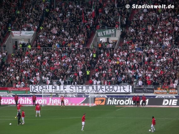 FC Augsburg vs 1. FC Köln (2-1) (1)