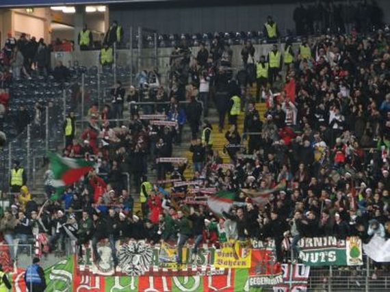 Eintracht Frankfurt vs FC Augsburg (1-1) (1)