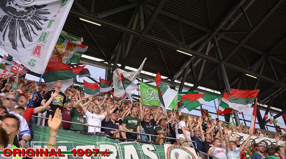 FC Augsburg vs Hannover 96 (1-2) (30)