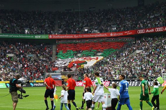 Borussia Mönchengladbach vs FC Augsburg (1-3) (2)