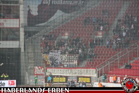 Bayer 04 Leverkusen vs FC Augsburg (1-0) (1)