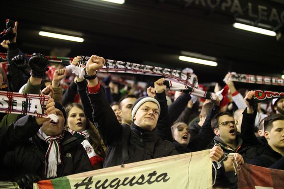 FC Liverpool vs FC Augsburg (1-0) (6)