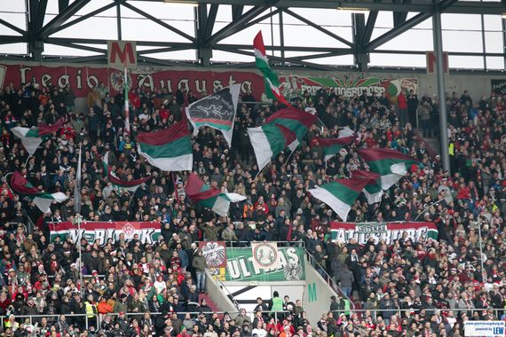 FC Augsburg vs Borussia Mönchengladbach (1-0) (2)