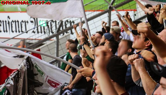 Bayer 04 Leverkusen vs FC Augsburg (0-0) (4)