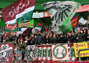 Borussia Mönchengladbach vs FC Augsburg (2-0)