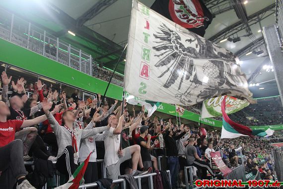 VfL Wolfsburg vs FC Augsburg (0-0) (16)