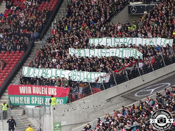 VfB Stuttgart vs FC Augsburg (1-0) (4)
