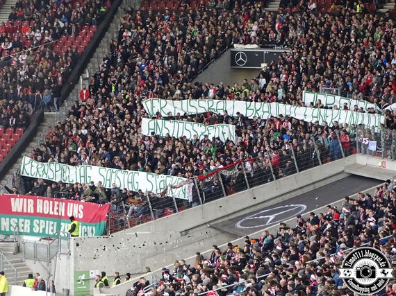 VfB Stuttgart vs FC Augsburg (1-0) (5)