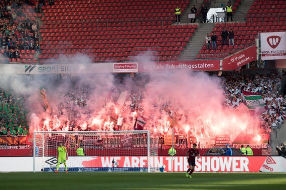1. FC Nürnberg vs FC Augsburg (3-0) (2)