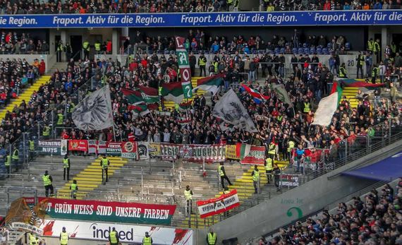 Eintracht Frankfurt vs FC Augsburg (1-3) (1)