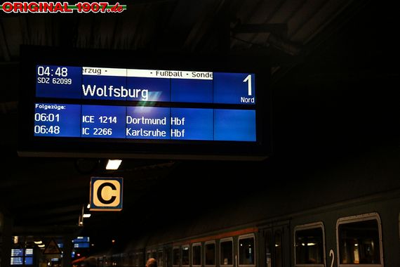 VfL Wolfsburg vs FC Augsburg (8-1) (1)