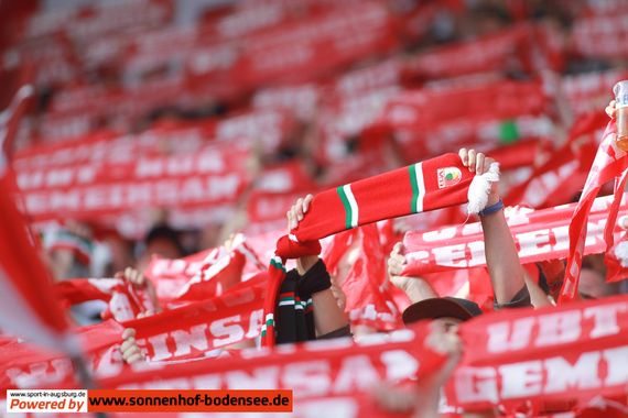 FC Augsburg vs Werder Bremen (2-3) (36)