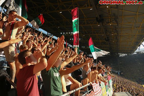 Borussia Dortmund vs FC Augsburg (4-3) (15)