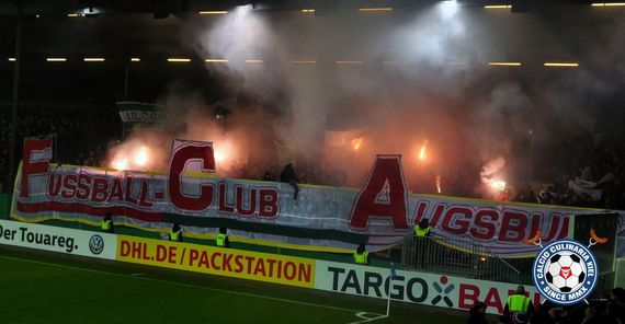 Holstein Kiel vs FC Augsburg (0-1) (4)