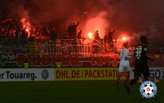 Holstein Kiel vs FC Augsburg (0-1) (6)