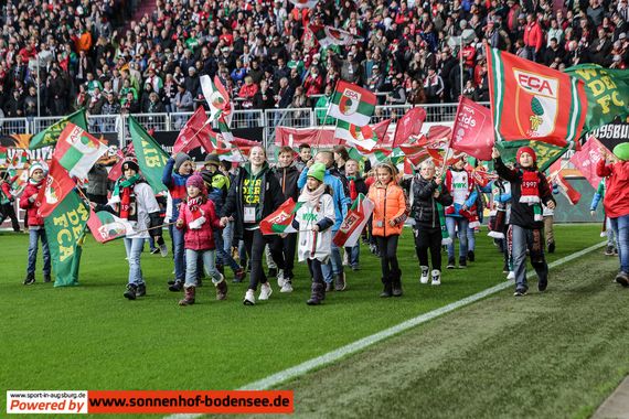 FC Augsburg vs Hertha BSC (4-0) (4)