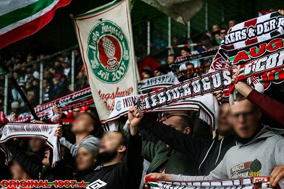Borussia Mönchengladbach vs FC Augsburg (5-1) (12)