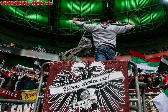 Borussia Mönchengladbach vs FC Augsburg (5-1) (18)