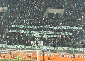 FC Augsburg vs FC Bayern München (2-1)