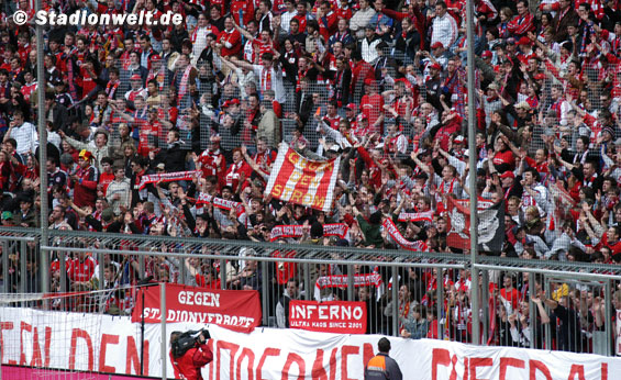 FC Bayern München vs DSC Arminia Bielefeld (20) (2)