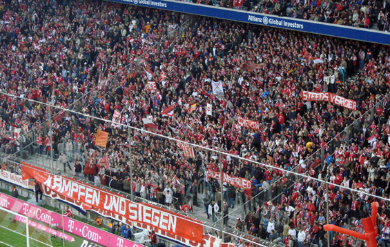 FC Bayern München vs VfB Stuttgart (2-1) (4)